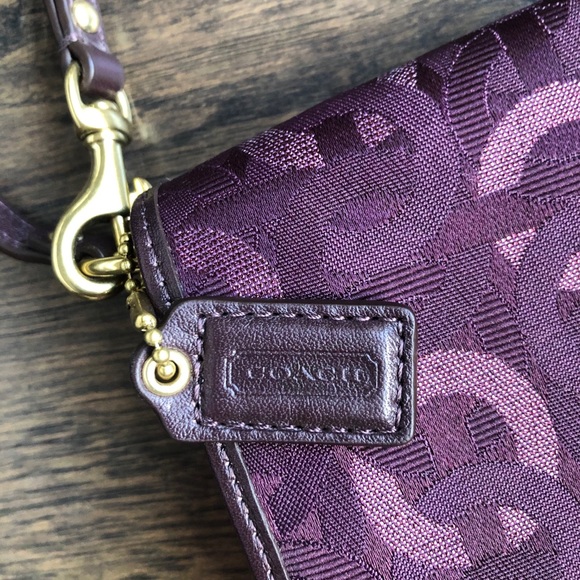 Coach Wristlet - Picture 3 of 9